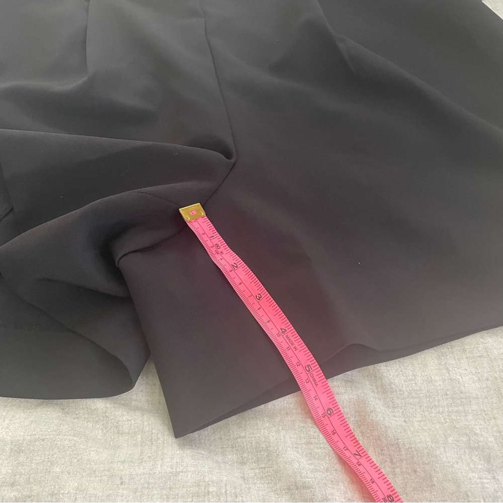 5” shorts with removable tie belt - Picture 4 of 6